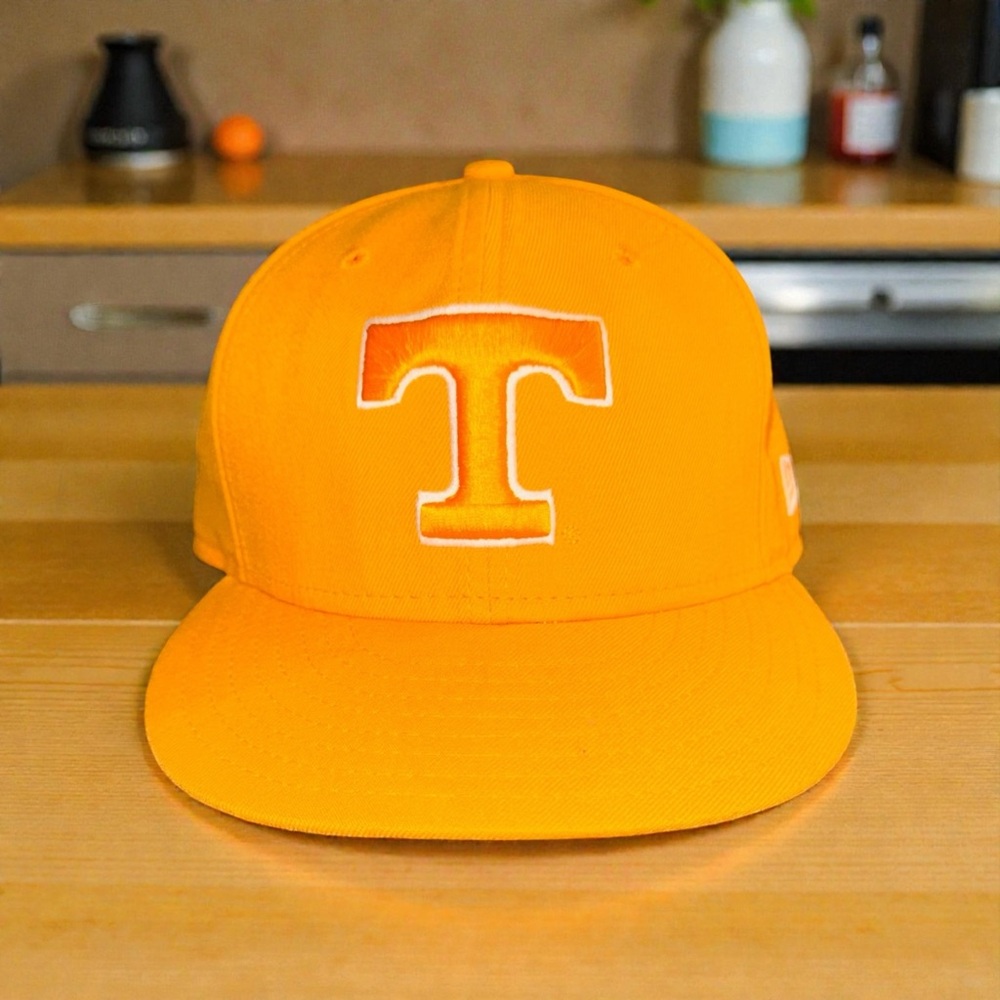 New Era Tennessee Volunteers Fitted 7 1/4 Hat Cap EUC